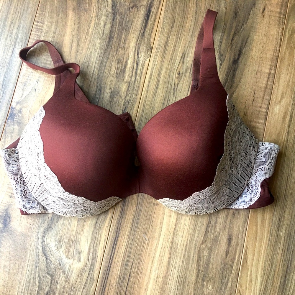 Victoria’s Secret lined demi bra